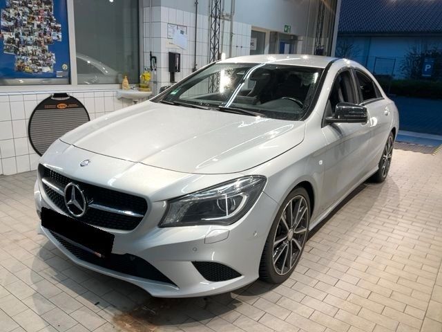 Mercedes-Benz CLA 180 165.700 km 15.900 &euro; Wuppertal 42329