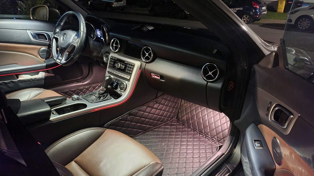 Mercedes-Benz SLK 350 176.000 km 18.650 &euro; Gelsenkirchen 45896