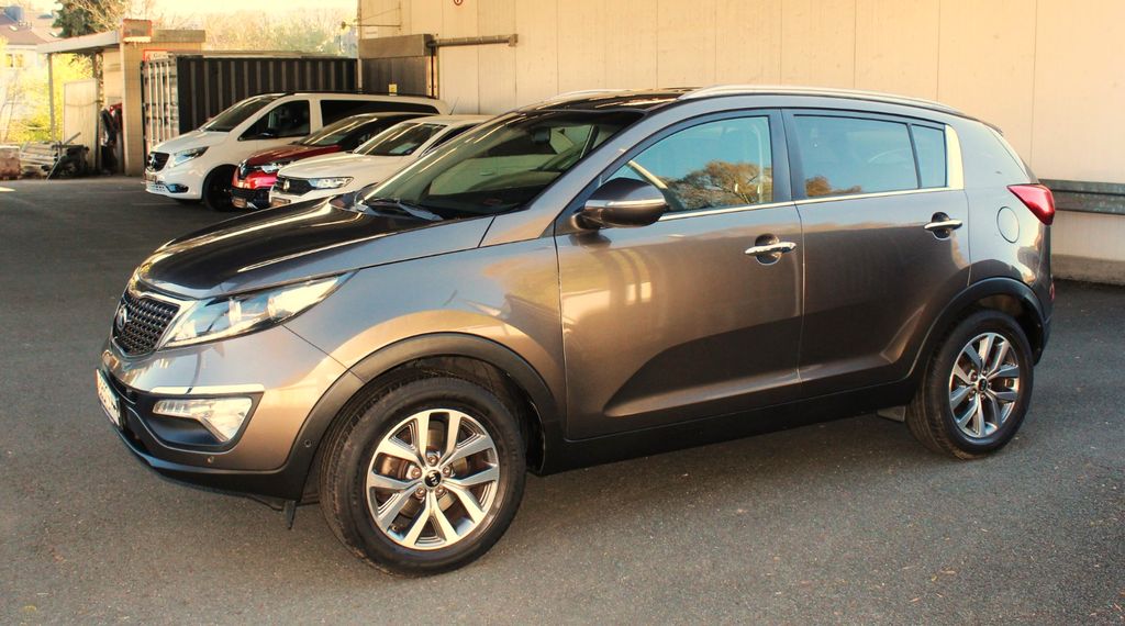 Kia Sportage 83.000 km 9.990 &euro; Wuppertal 42115