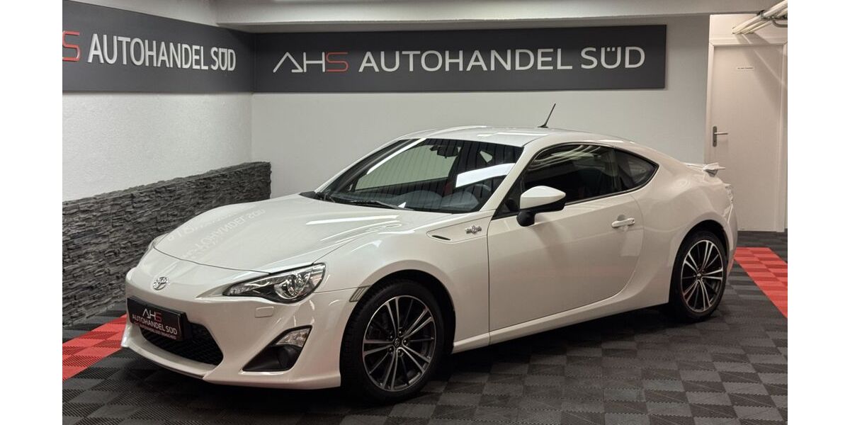 Toyota GT86 80.000 km 22.999 &euro; Remscheid 42857