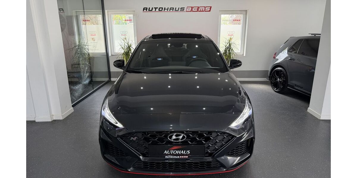 Hyundai i30 27.598 km 34.900 &euro; Remscheid 42857
