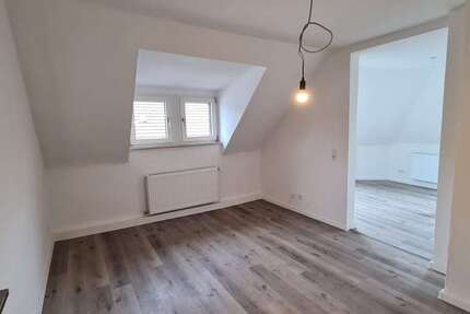 Wohnung Wuppertal Ölberg - 1.5 Zimmer, 42 m&sup2;, 380&euro; | Angebot:26014219