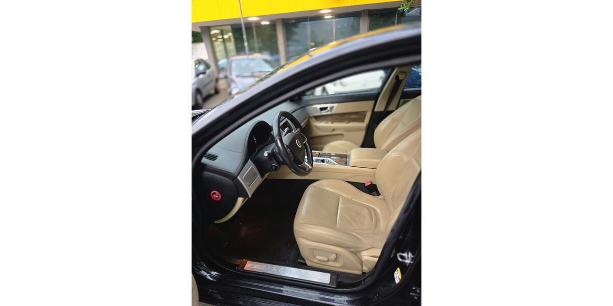 Jaguar XF 165.000 km 12.000 &euro; Ratingen 40880