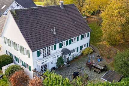 Haus Kürten - 8 Zimmer, 291 m&sup2;, 735.000&euro; | Angebot:23508240