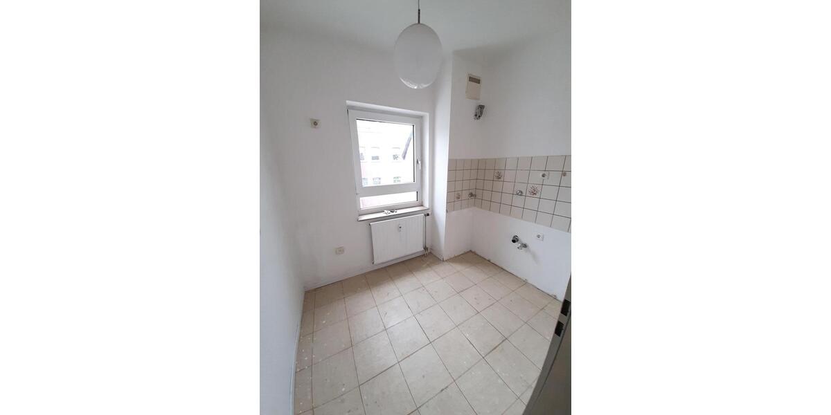 Dachgeschoßwohnung Bochum - 1.5 Zimmer, 39 m&sup2;, 286&euro; | Angebot:25252414