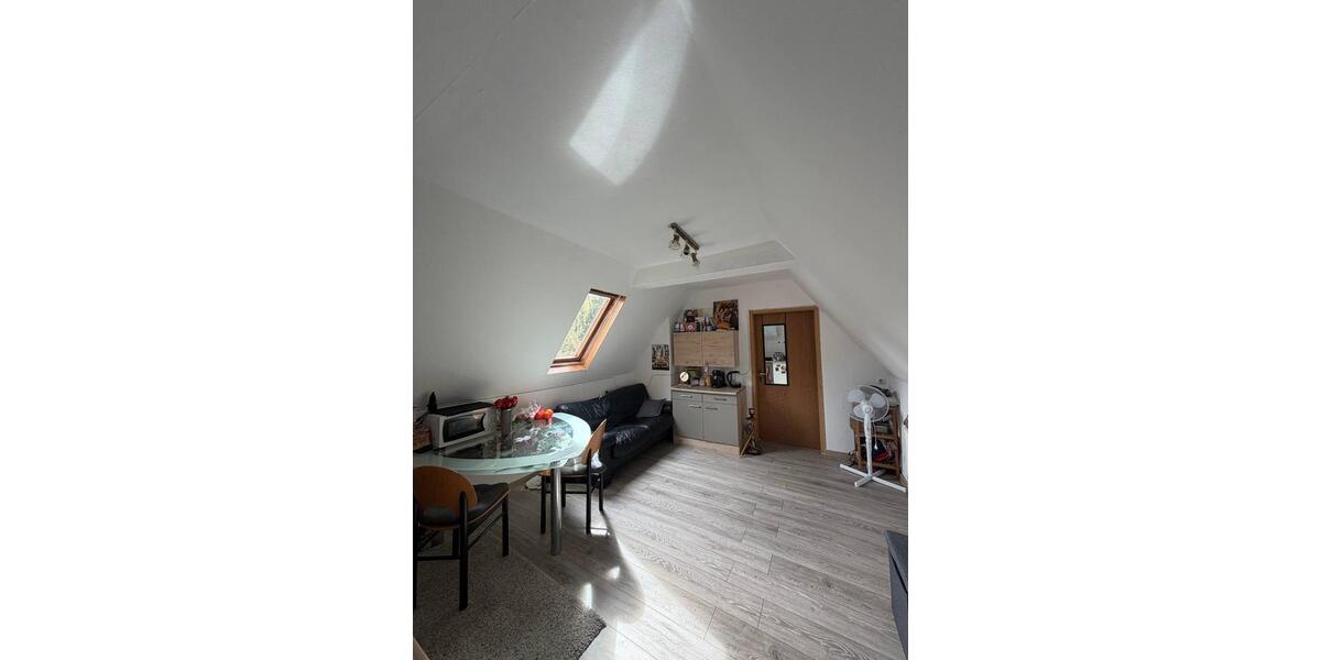 Dachgeschoßwohnung Wuppertal Sedansberg - 1 Zimmer, 45 m&sup2;, 530&euro; | Angebot:26033797