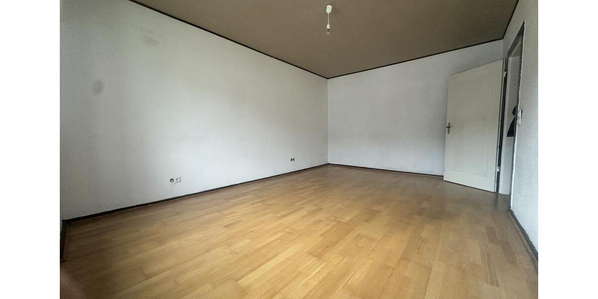 Etagenwohnung Wuppertal Gemarkung Langerfeld - 4 Zimmer, 107 m&sup2;, 980&euro; | Angebot:25648690