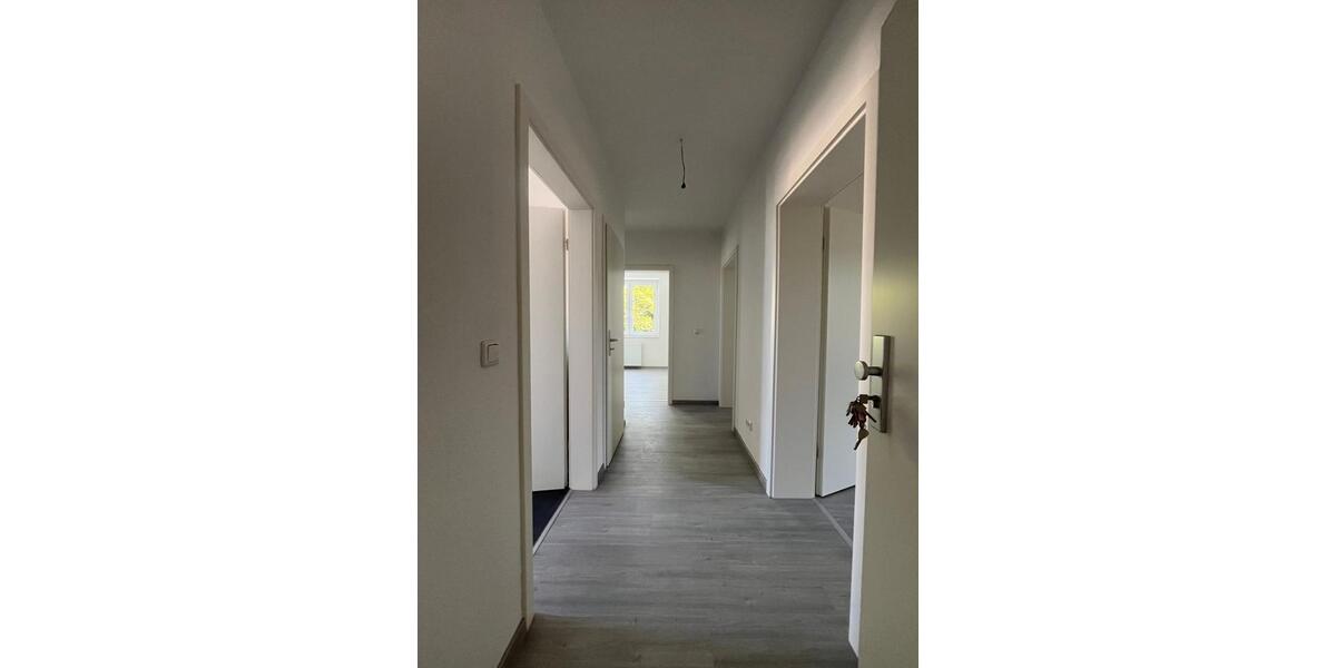 Etagenwohnung Wuppertal Gemarkung Vohwinkel - 3 Zimmer, 75 m&sup2;, 650&euro; | Angebot:26489431