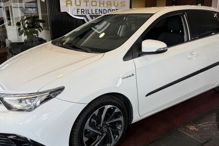 Toyota Auris 94.133 km 11.950 &euro; Essen 45139