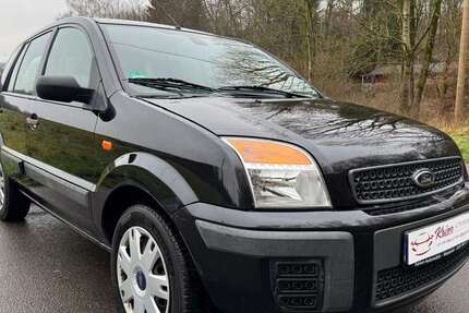 Ford Fusion 121.500 km 3.390 &euro; Wuppertal 42389