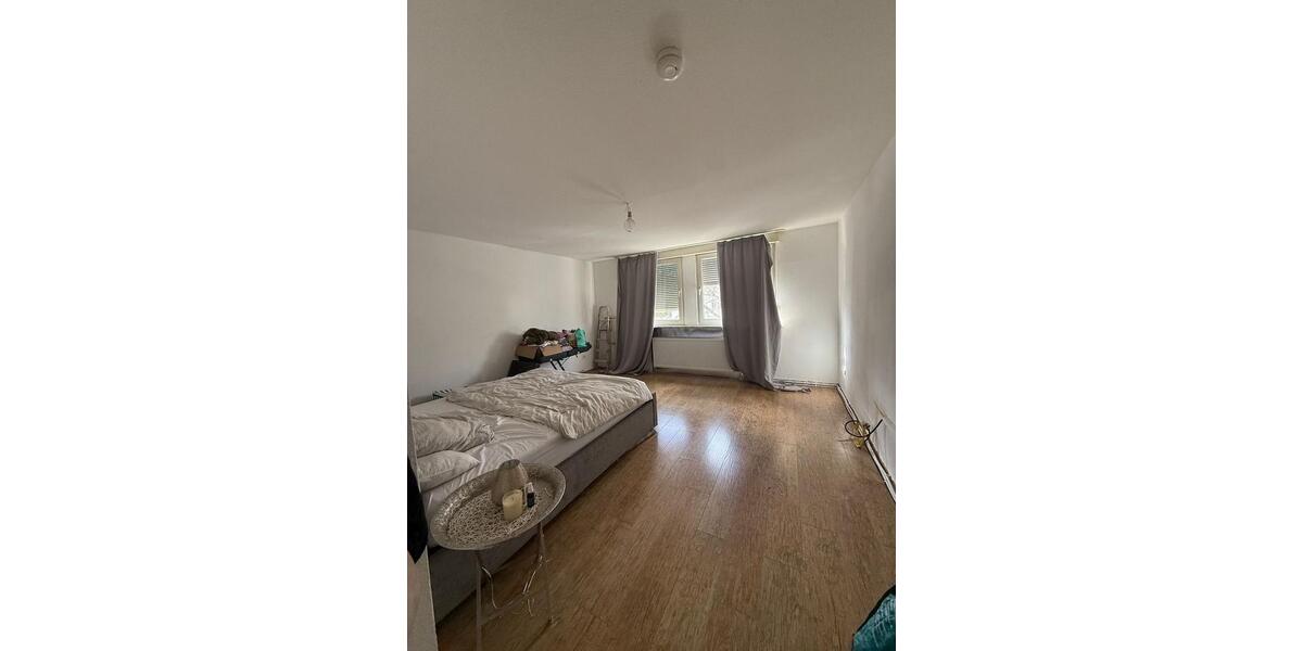 Dachgeschoßwohnung Bochum Bochum-Ost - 3 Zimmer, 88 m&sup2;, 920&euro; | Angebot:25982680