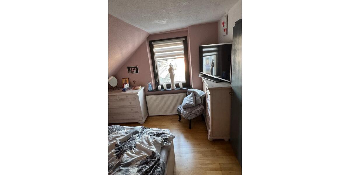 Hochparterre Solingen Ohligs - 5 Zimmer, 111 m&sup2;, 1.165&euro; | Angebot:25809202