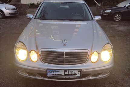 Mercedes-Benz E 220 179.000 km 5.000 &euro; Bochum 44801