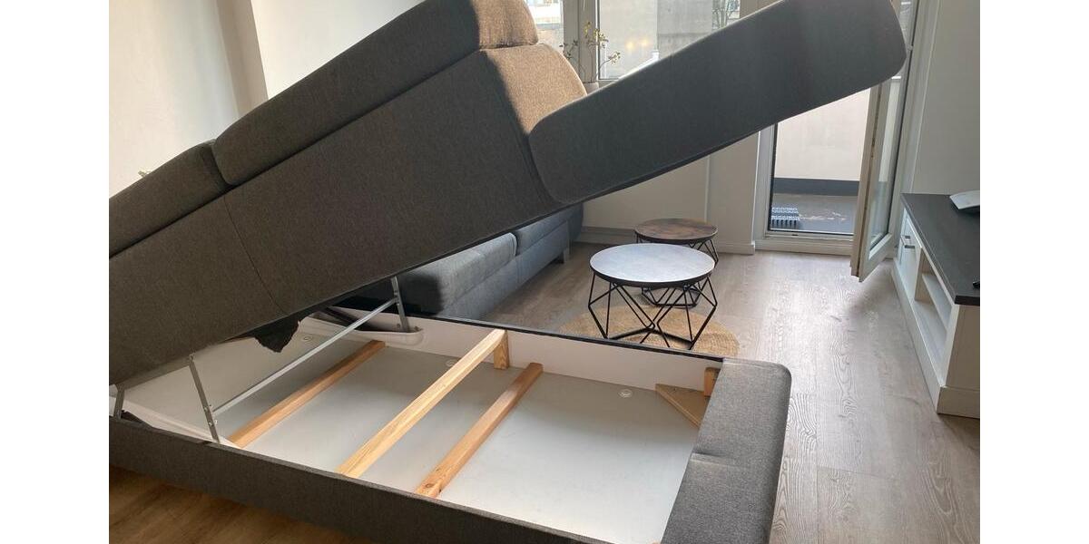 Etagenwohnung Düsseldorf Oberbilk - 2 Zimmer, 45 m&sup2;, 875&euro; | Angebot:24842486