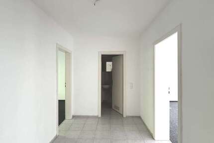 Wohnung Wuppertal Barmen - 3 Zimmer, 75 m&sup2;, 680&euro; | Angebot:23429531