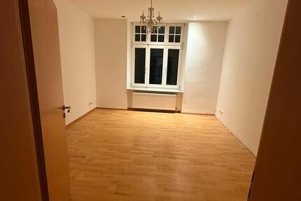 Wohnung Wuppertal Gemarkung Langerfeld - 6 Zimmer, 142 m&sup2;, 1.250&euro; | Angebot:25270796