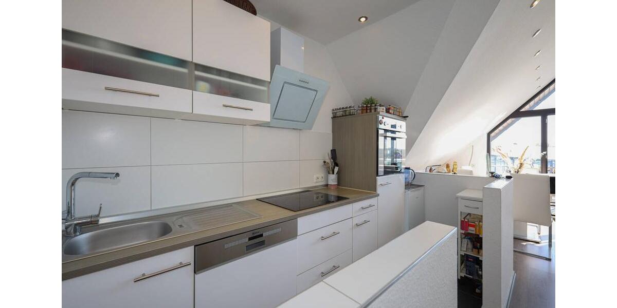 Dachgeschoßwohnung Langenfeld (Rheinland) - 3 Zimmer, 78 m&sup2;, 1.107&euro; | Angebot:26580226