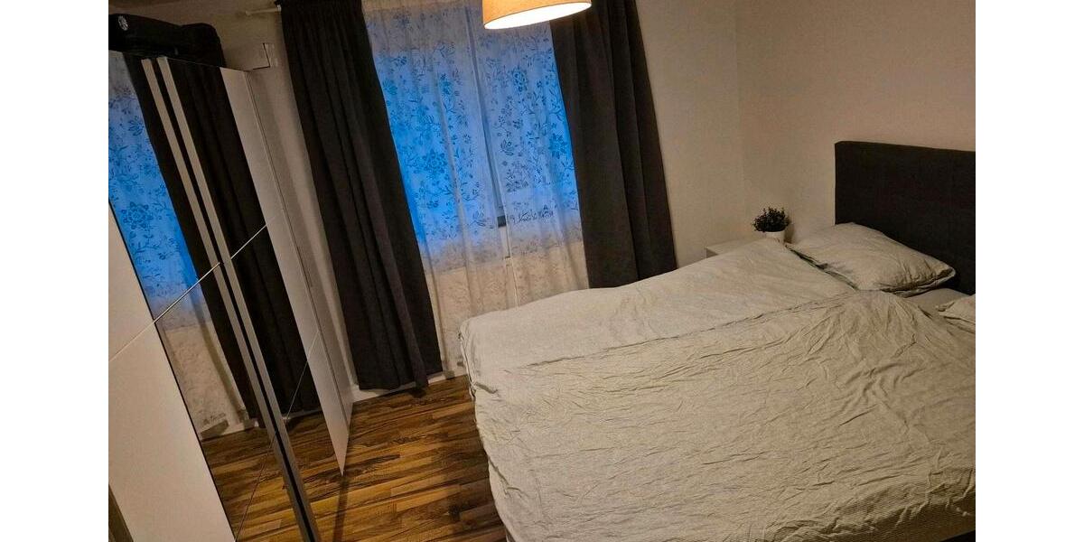 Etagenwohnung Remscheid Lüttringhausen - 4 Zimmer, 88 m&sup2;, 1.005&euro; | Angebot:26478499