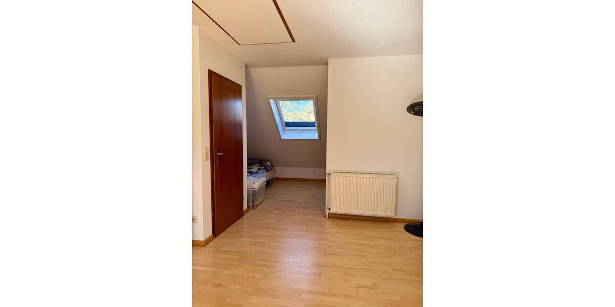 Reihenmittelhaus Remscheid Nord - 5 Zimmer, 146 m&sup2;, 385.000&euro; | Angebot:26080132