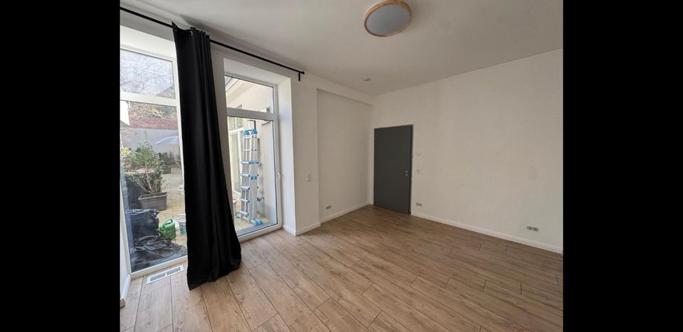Hochparterre Wuppertal Gemarkung Elberfeld - 1 Zimmer, 48 m&sup2;, 395&euro; | Angebot:26614582