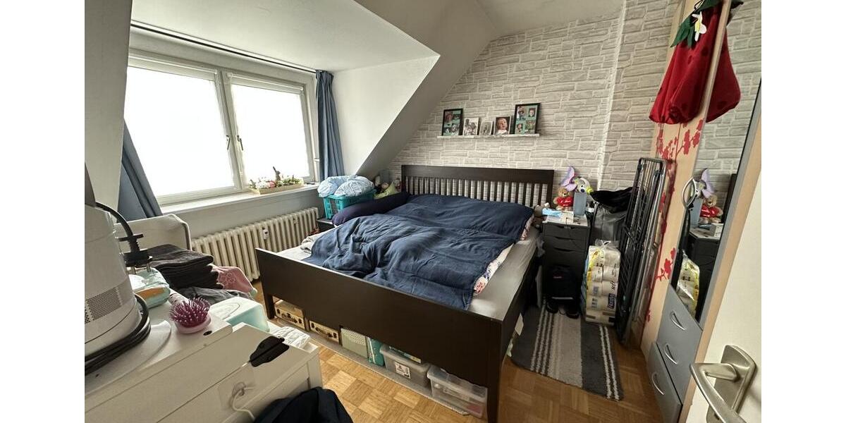 Dachgeschoßwohnung Essen Stadtbezirk VII - 3 Zimmer, 62 m&sup2;, 498&euro; | Angebot:25179792