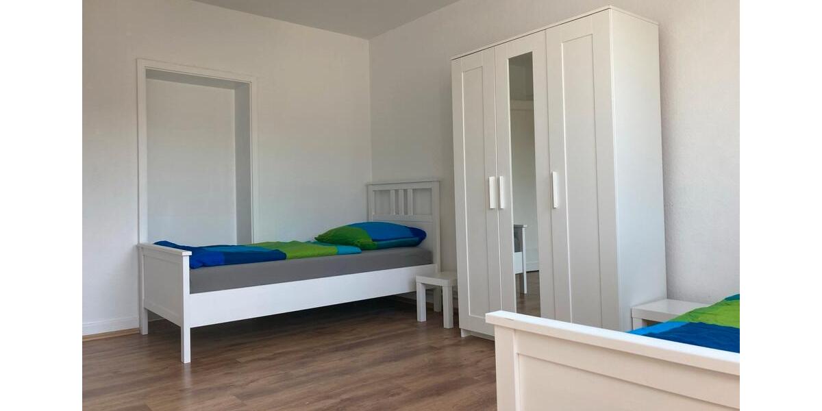 Etagenwohnung Wuppertal Gemarkung Vohwinkel - 4 Zimmer, 90 m&sup2;, 80&euro; | Angebot:24649180