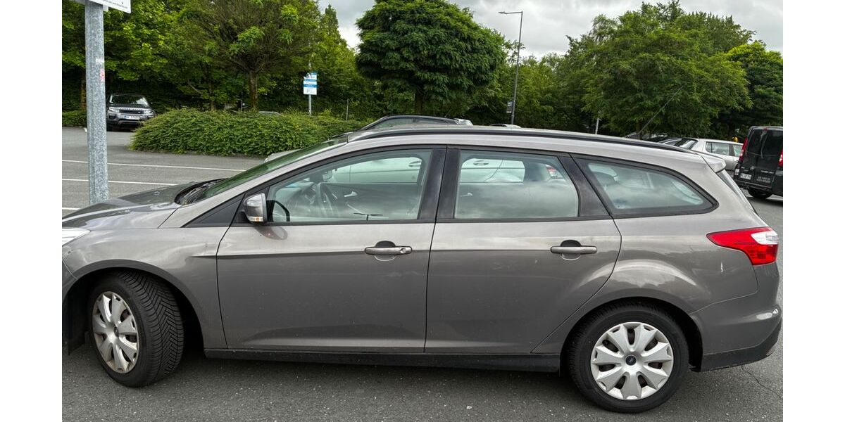 Ford Focus 11.000 km 8.500 &euro; Mettmann 40822