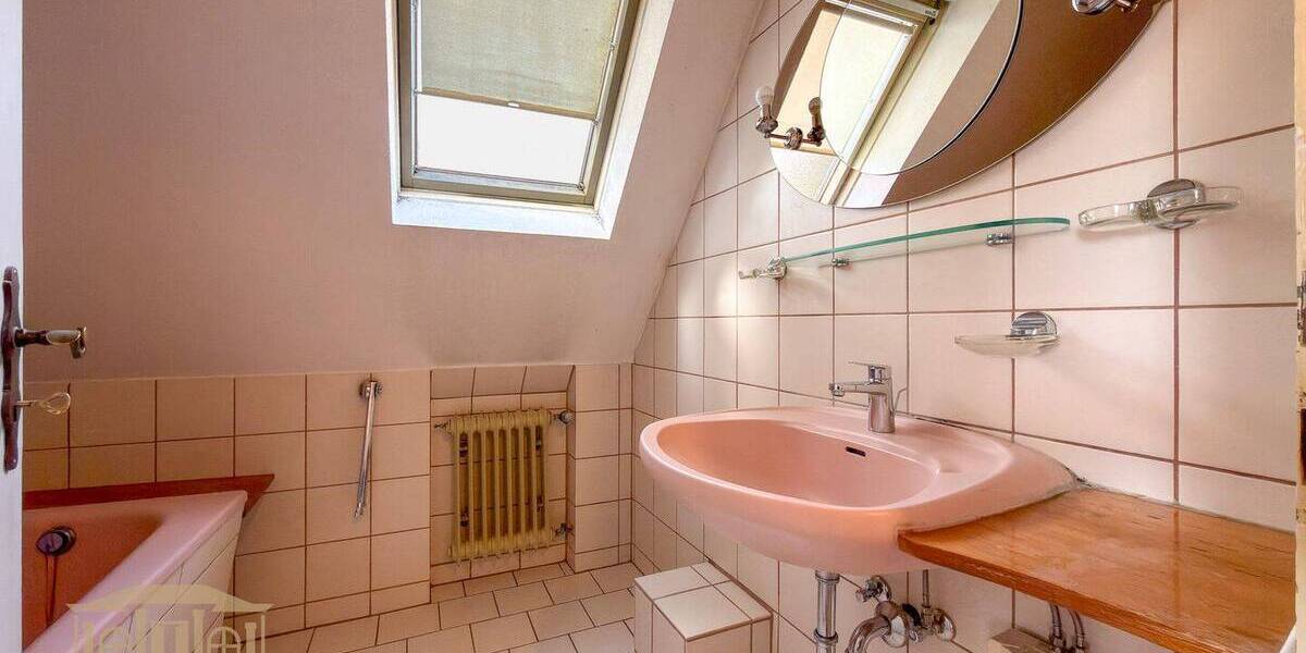 Einfamilienhaus Wuppertal Elberfeld - 6 Zimmer, 153 m&sup2;, 325.000&euro; | Angebot:26117442