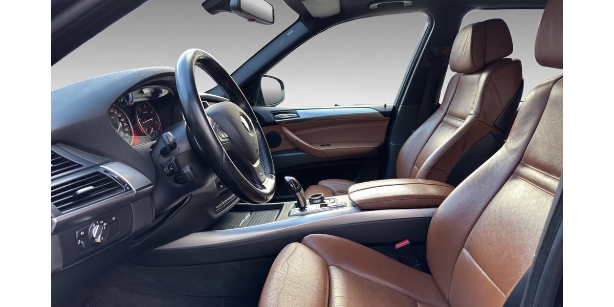 BMW X5 30d xDrive M-Sport Leder Xenon Luft 20´ 195.110 km 12.900 &euro; Wuppertal 42327