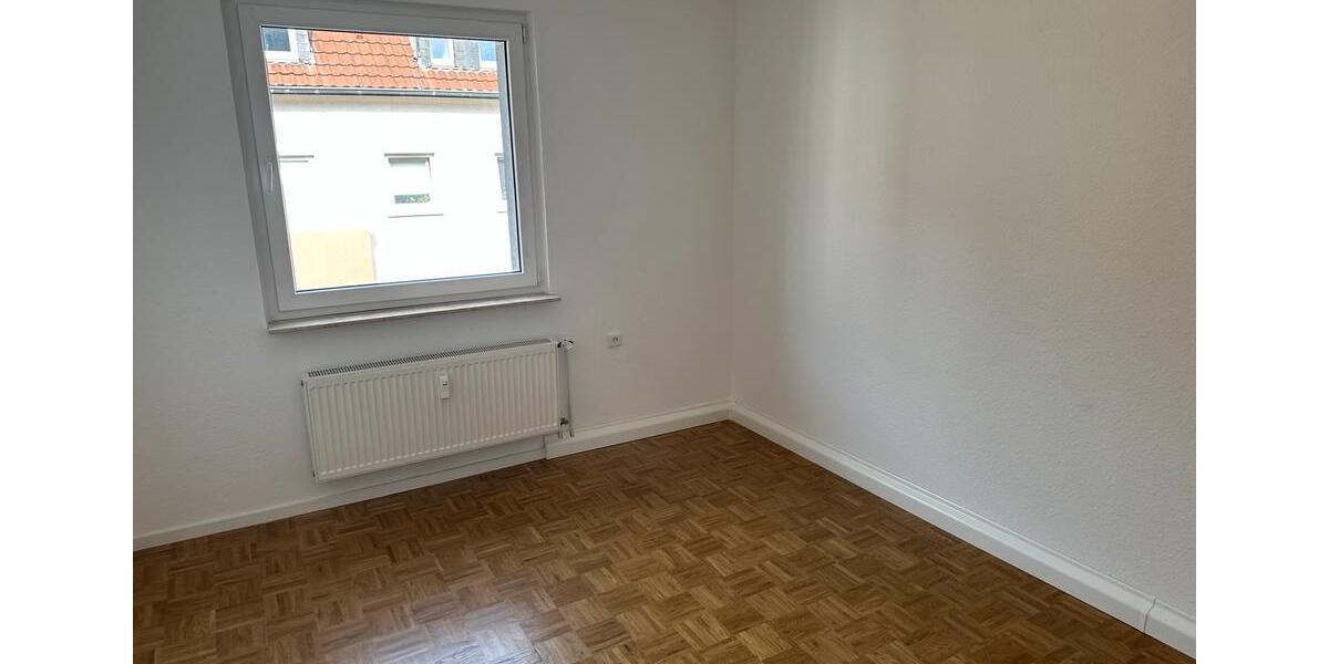 Etagenwohnung Essen Stadtkern - 2.5 Zimmer, 70 m&sup2;, 790&euro; | Angebot:26610421
