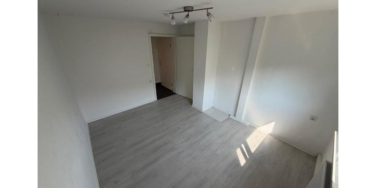 Dachgeschoßwohnung Remscheid - 2.5 Zimmer, 55 m&sup2;, 608&euro; | Angebot:26521339