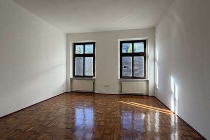 Wohnung Wuppertal Luisenviertel - 3 Zimmer, 90 m&sup2;, 880&euro; | Angebot:26647810
