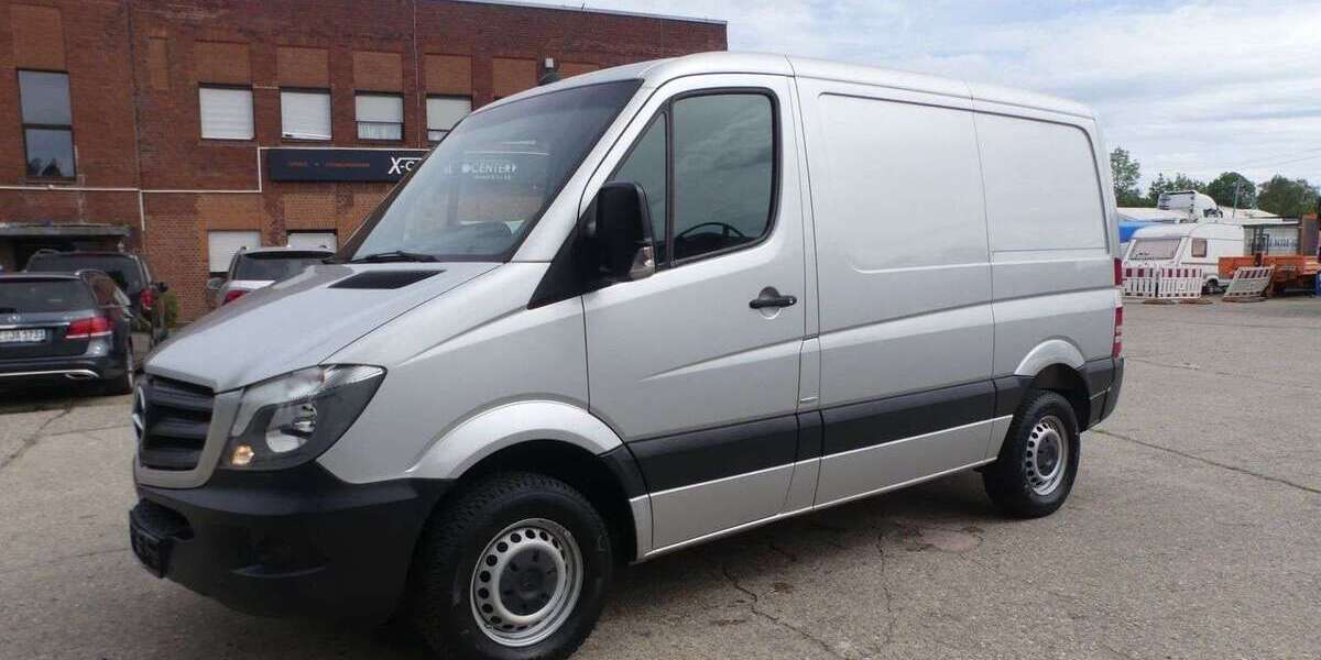 Mercedes-Benz Sprinter 150.500 km 17.950 &euro; Essen 45309