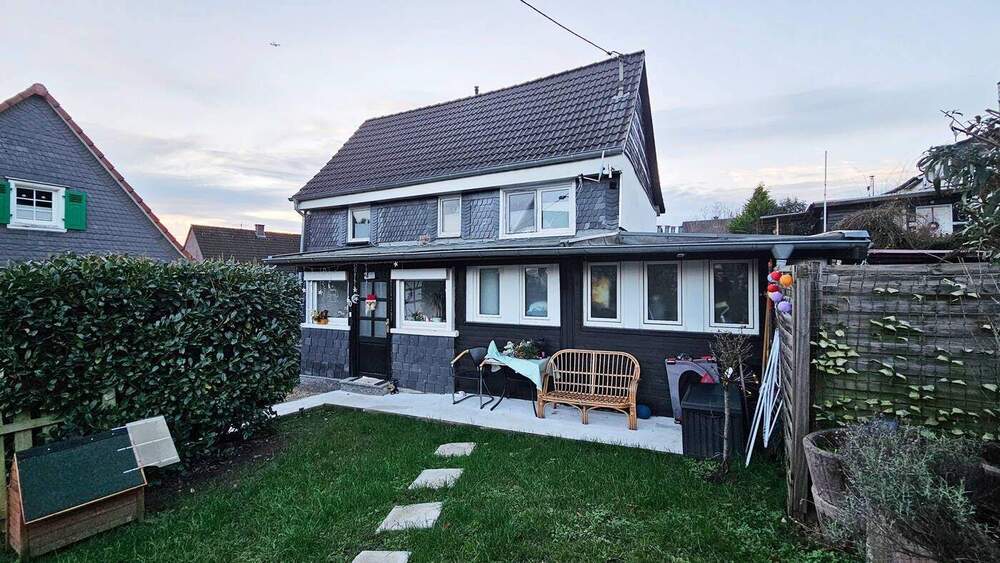 Mehrfamilienhaus, Wohnhaus Burscheid / Heddinghofen Burscheid - 2 Zimmer, 445 m&sup2;, 649.000&euro; | Angebot:25679033