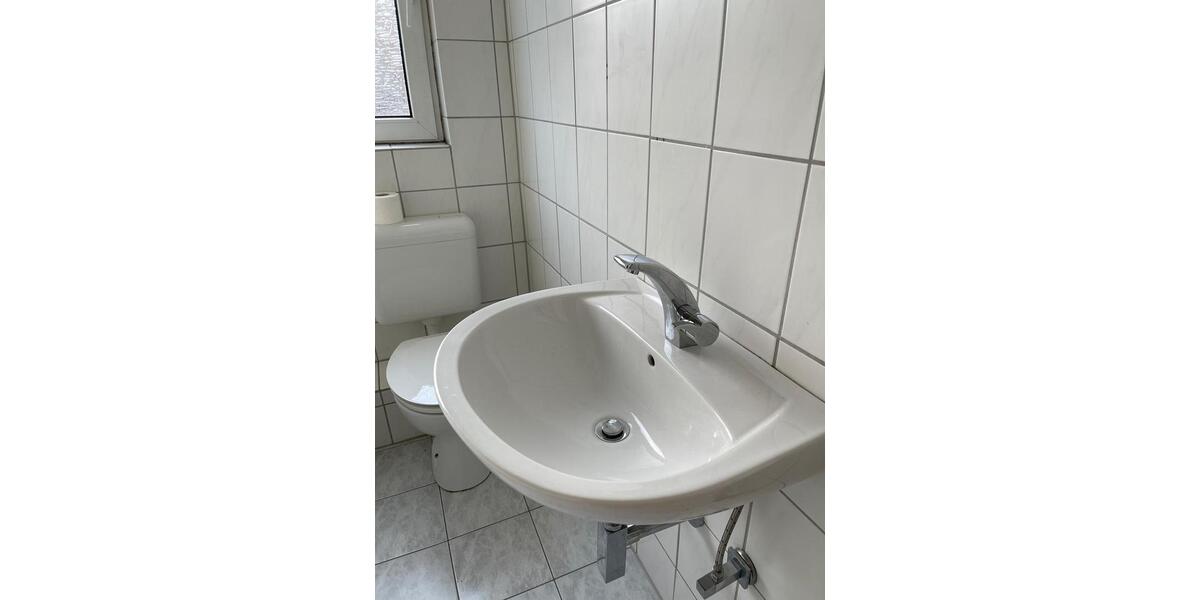 Etagenwohnung Gelsenkirchen Gelsenkirchen-Mitte - 3 Zimmer, 100 m&sup2;, 800&euro; | Angebot:25900423