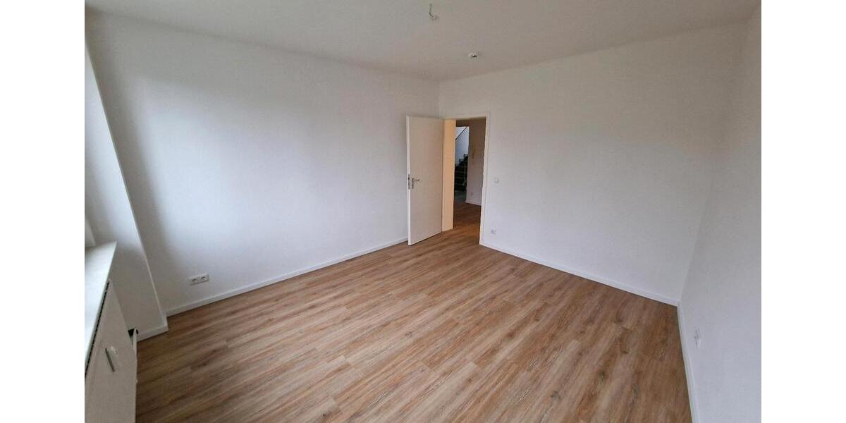 Etagenwohnung Mülheim an der Ruhr - 2 Zimmer, 48 m&sup2;, 530&euro; | Angebot:26610397
