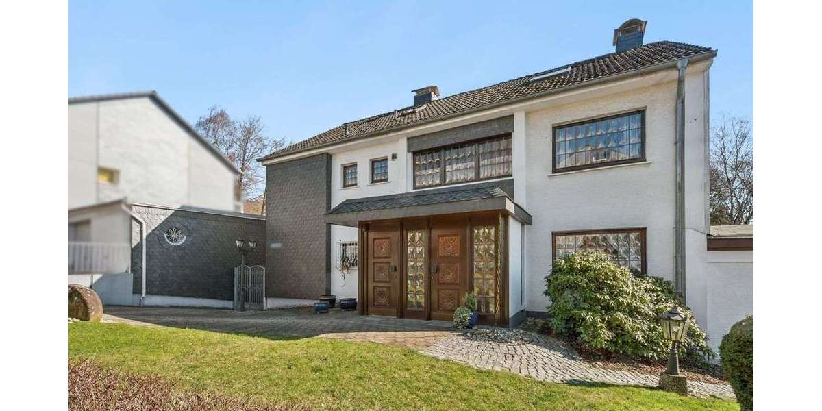 Einfamilienhaus Wuppertal Gemarkung Ronsdorf - 13 Zimmer, 336 m&sup2;, 545.000&euro; | Angebot:25560881