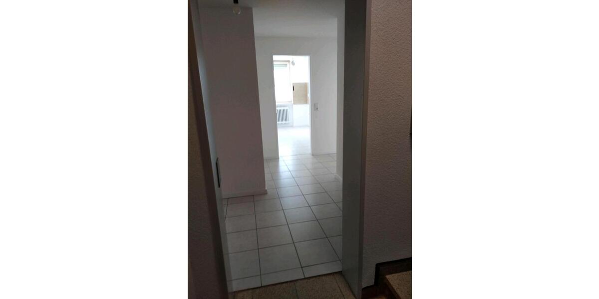 Etagenwohnung Wuppertal Gemarkung Nächstebreck - 2 Zimmer, 76 m&sup2;, 690&euro; | Angebot:26638398