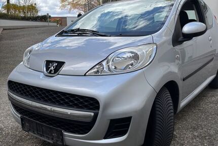 Peugeot 107 74.000 km 2.900 &euro; Erkrath 40699