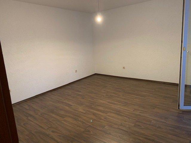 Etagenwohnung Solingen Central - 2 Zimmer, 72 m&sup2;, 650&euro; | Angebot:26632060