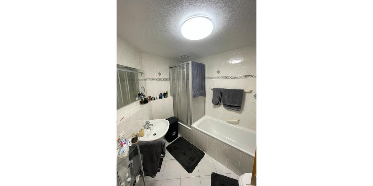 Dachgeschoßwohnung Halver - 2 Zimmer, 70 m&sup2;, 650&euro; | Angebot:26623819