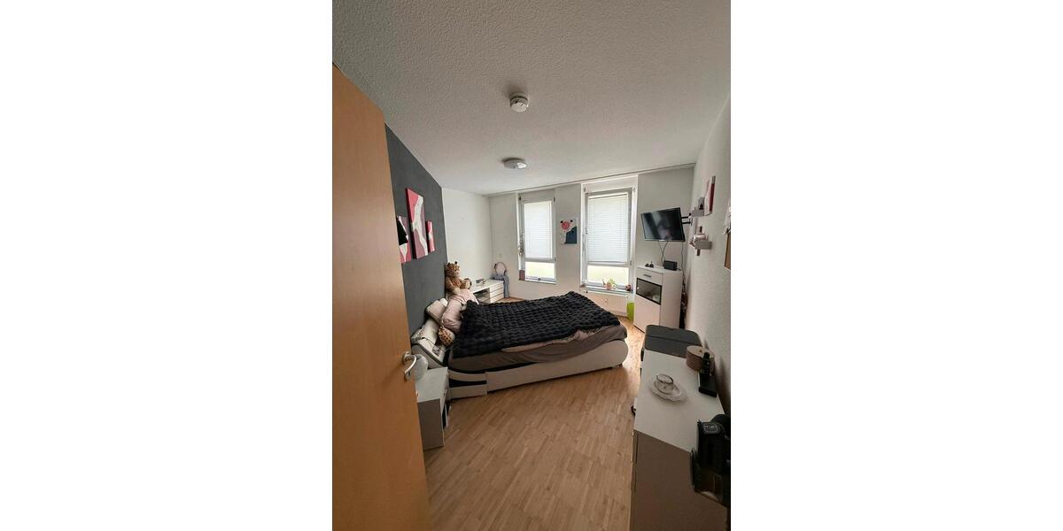 Erdgeschoßwohnung Wülfrath - 4 Zimmer, 108 m&sup2;, 1.550&euro; | Angebot:26623811