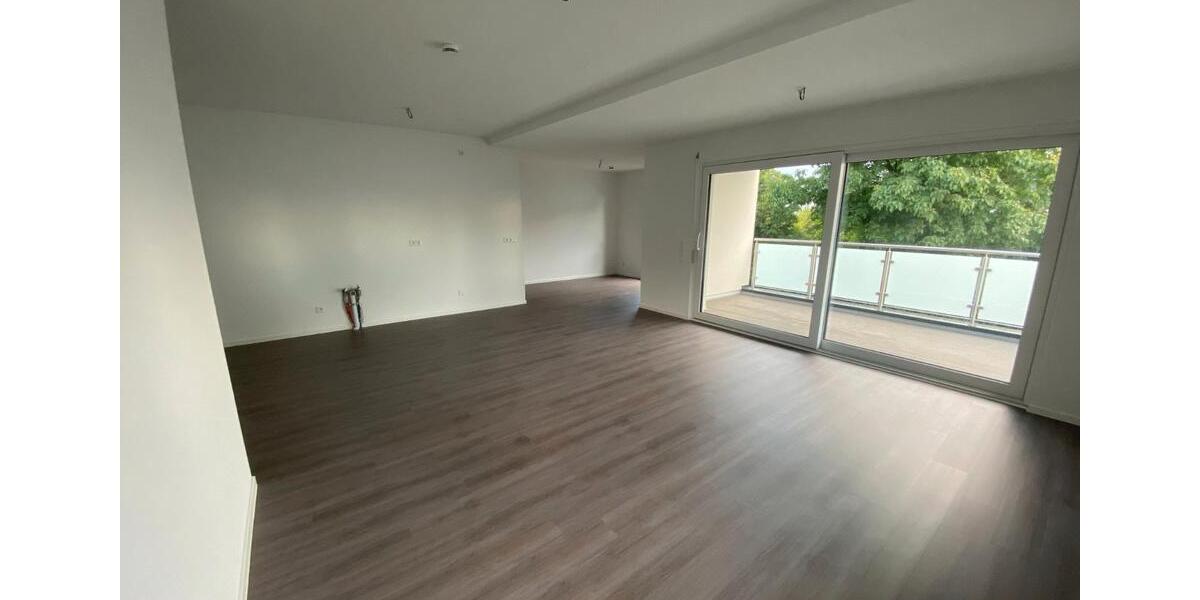 Etagenwohnung Radevormwald - 3 Zimmer, 93 m&sup2;, 930&euro; | Angebot:26481299