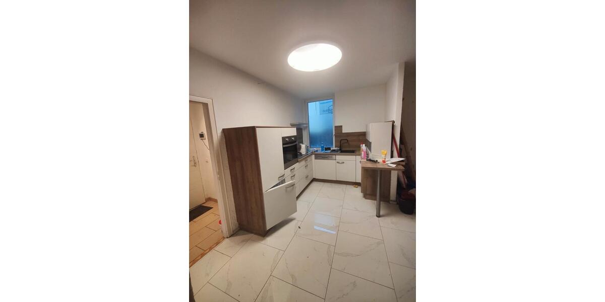 Erdgeschoßwohnung Solingen Central - 2 Zimmer, 61 m&sup2;, 775&euro; | Angebot:26602692