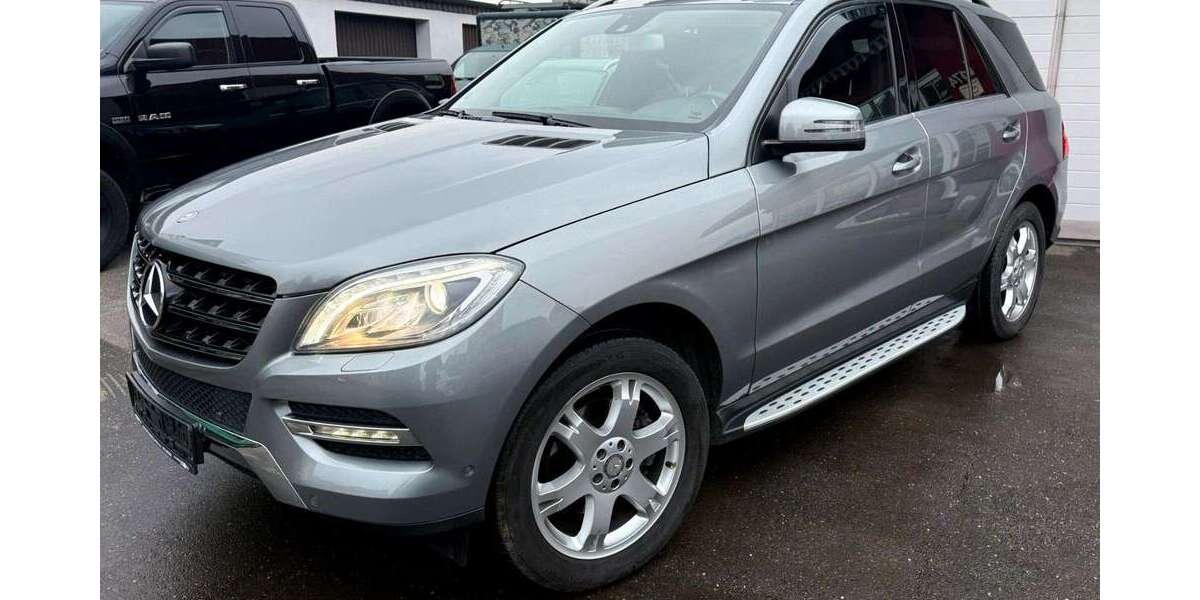 Mercedes-Benz ML 350 125.000 km 26.900 &euro; Solingen 42659