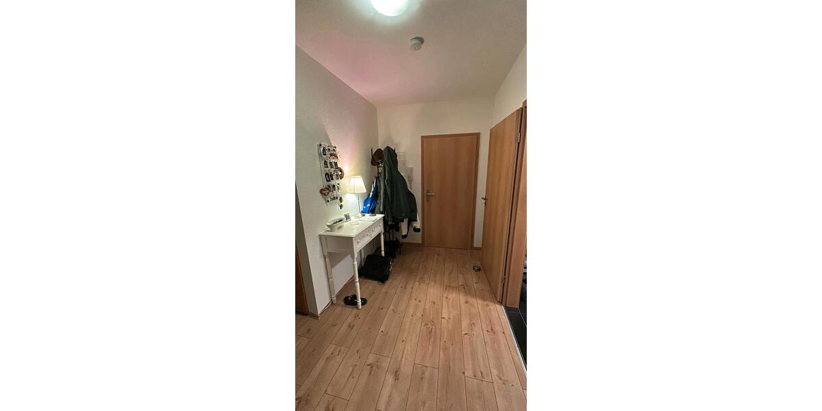 Dachgeschoßwohnung Solingen - 3 Zimmer, 100 m&sup2;, 1.190&euro; | Angebot:25974947