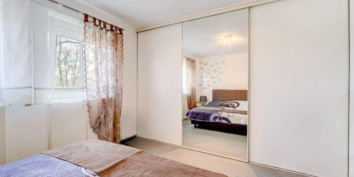 Etagenwohnung Mülheim an der Ruhr Broich - 2 Zimmer, 74 m&sup2;, 215.000&euro; | Angebot:25836397