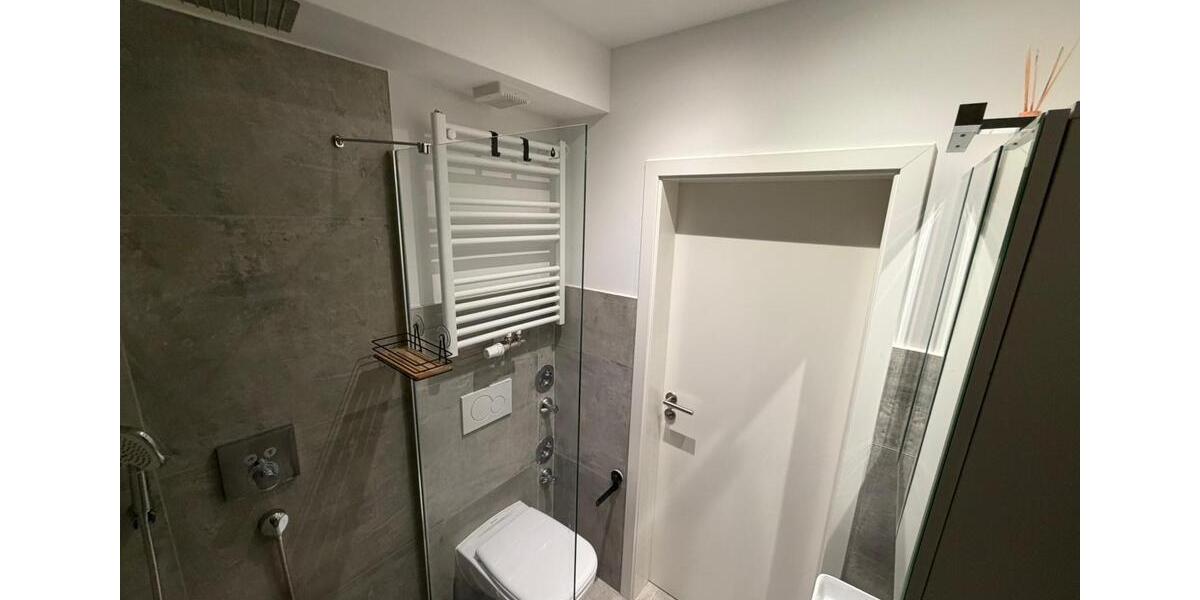 Etagenwohnung Düsseldorf Oberbilk - 2 Zimmer, 45 m&sup2;, 875&euro; | Angebot:26504017