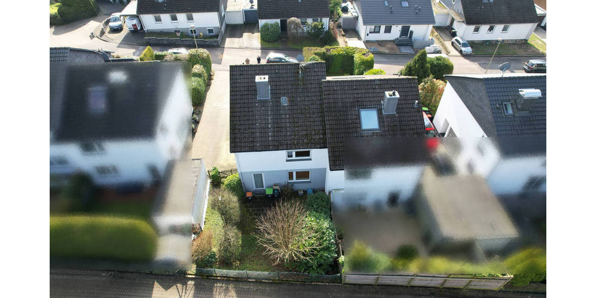 Doppelhaushälfte Odenthal / Blecher Blecher - 4 Zimmer, 111 m&sup2;, 359.000&euro; | Angebot:26017456