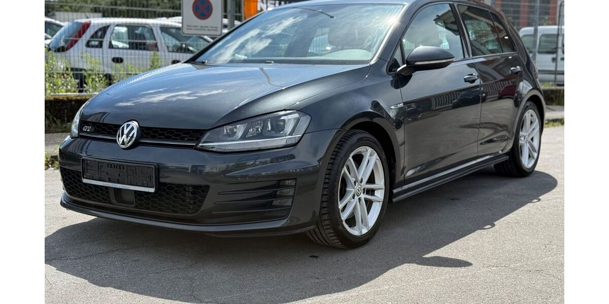 VW Golf 196.000 km 12.400 &euro; Hilden 40721